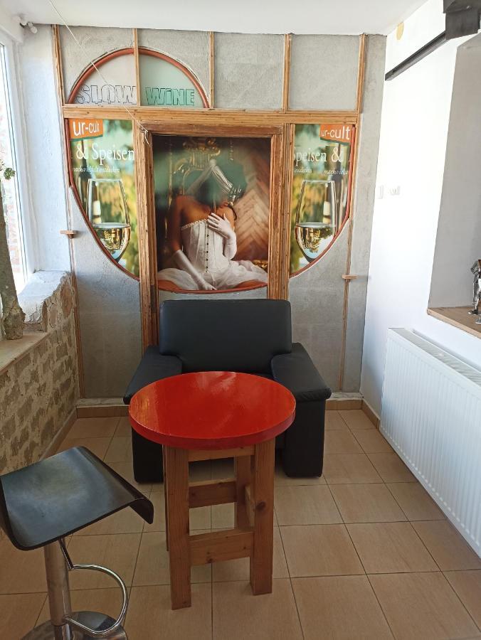 Uj Vilag Apartment Harkany Bagian luar foto